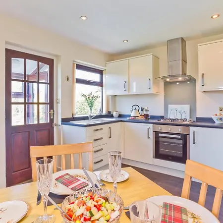 Kents Bank Holiday - Pet Friendly With Bay Views Grange-over-Sands Exterior photo