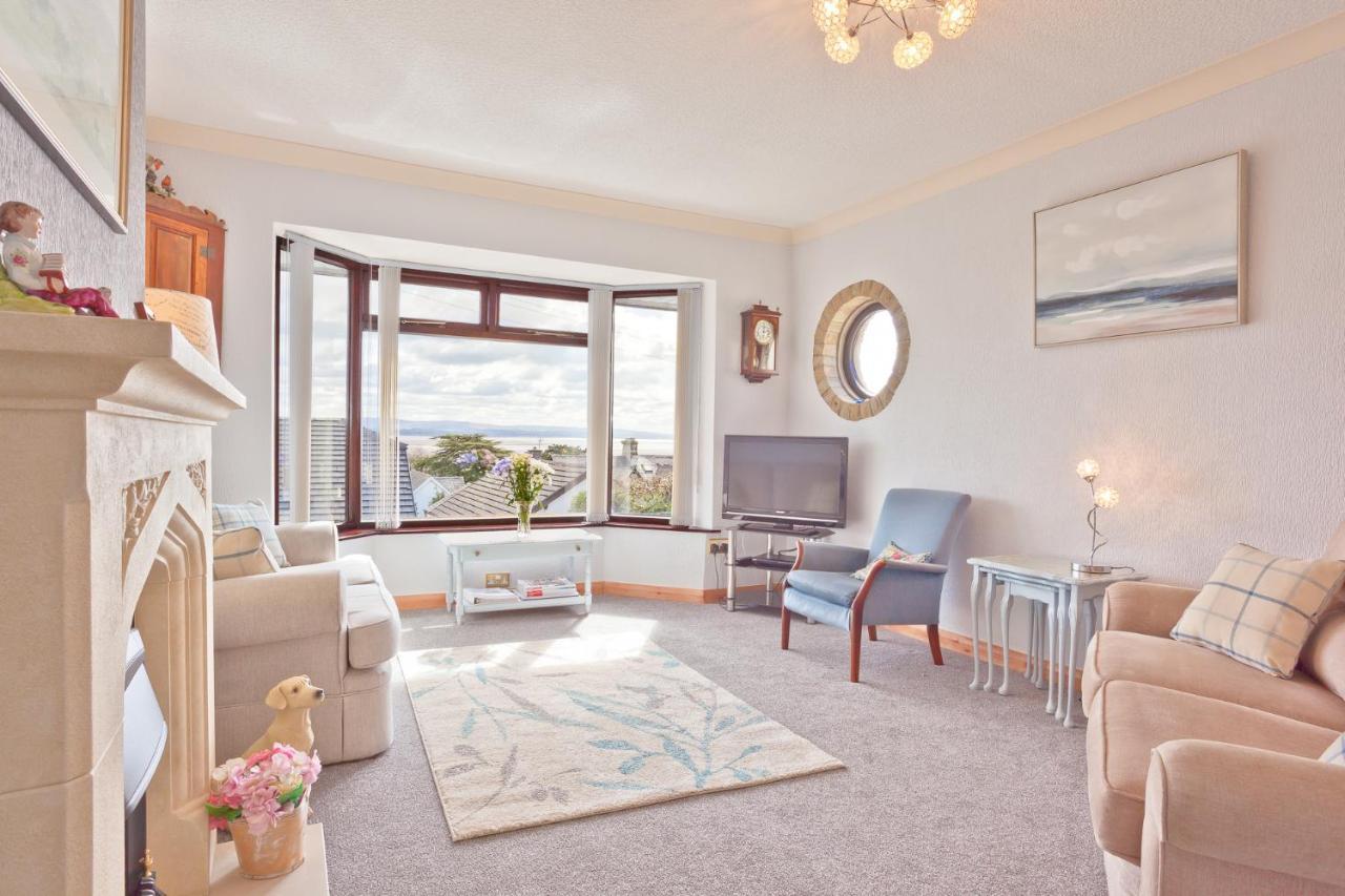 Holiday home Kents Bank - Pet Friendly With Bay Views *