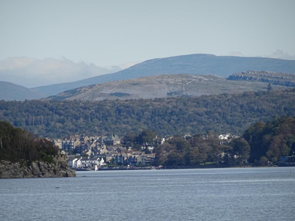 Kents Bank - Pet Friendly With Bay Views Holiday home Grange-over-Sands